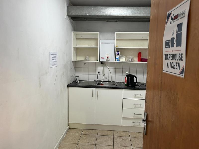 To Let Commercial Property for Rent in Killarney Gardens Western Cape